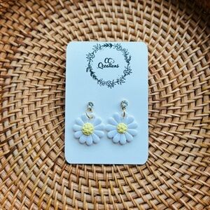 Daisy Clay Earrings